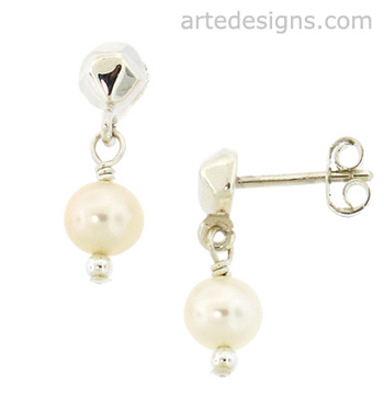 Mini Crinkle Post White Pearl Earrings
