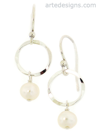 Small Hammered Pearl Earrings
