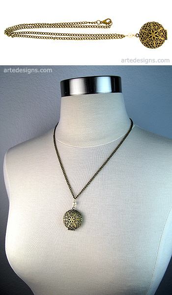 Antique Filigree Locket
